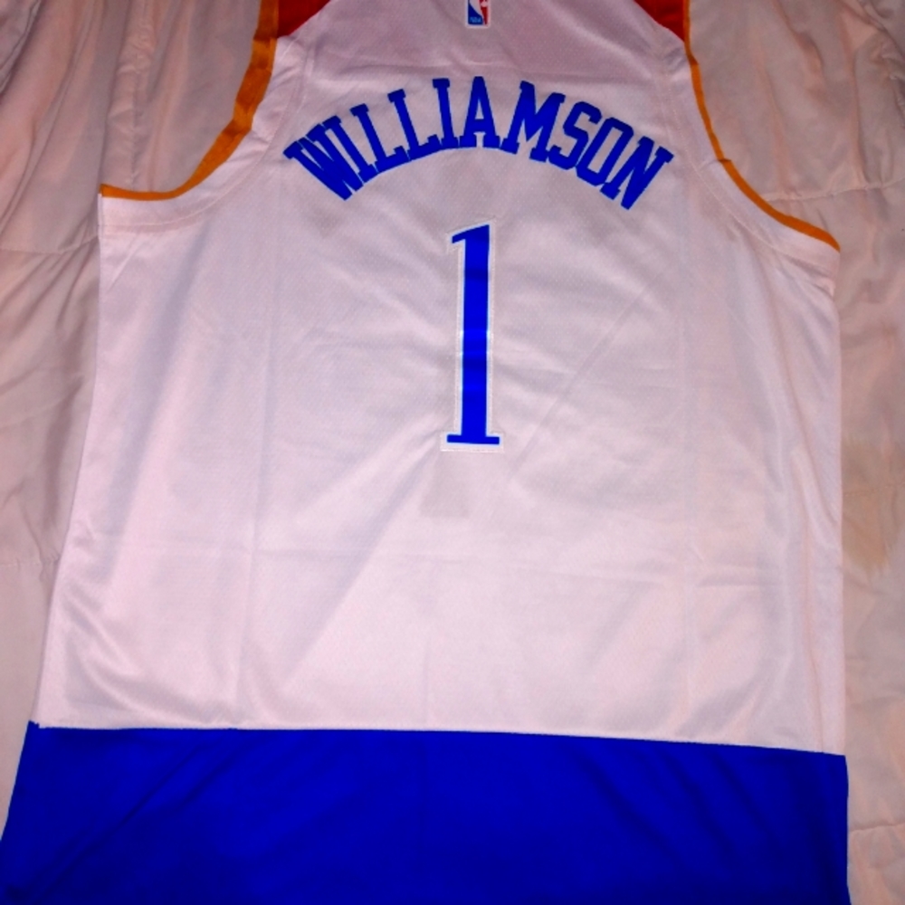 New Orleans pelicans jersey!Final price!!!